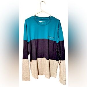 Aeropostale Stretch Long Sleeve